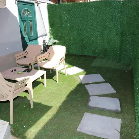 Green Apartment Apartman