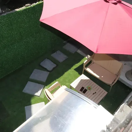 Green Apartment *